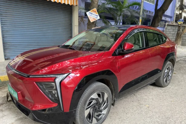Mahindra XEV 9S electric SUV
